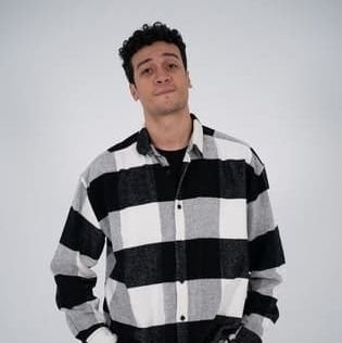 husseinb582477's profile picture. кинолог