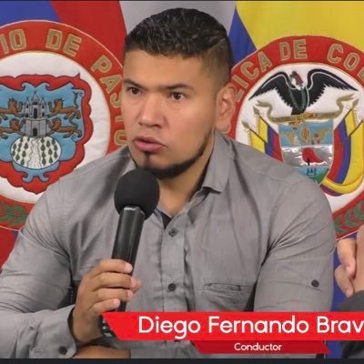 Comunicador Social y periodista.  Director de deportes de HSB Radio 920 a.m. Se habla de política y fútbol. Mis opiniones son personales. 👍