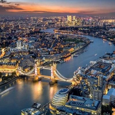 paulstephany10's profile picture. A father and fund manager