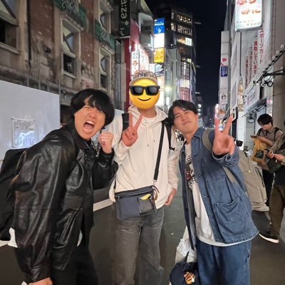 あんこさんの弟子をやらせてもらっている16歳!映画とロックバンドが大好きです!ちょくちょく作品撮ったりしてます。@yukitomatsuno監督を世界一尊敬して憧れてます! 音楽垢@musicsavesmine