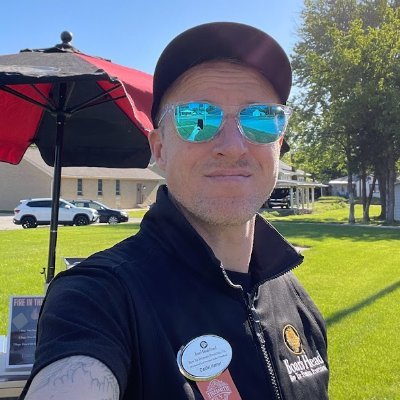 OliveThatDeli's profile picture. The deli hookup you didn't know you needed. 
Fueled by Boars Head & the Love for the Game
Sharing deli tips, recipes, & reviews.  🥪🧀