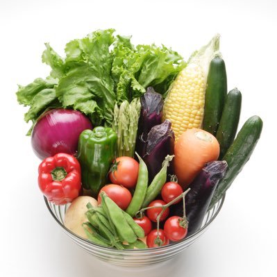 全ての加工食品の義務表示である栄養成分表示の活用法について小金井市食育ホームページ編集委員会有志がクイズ形式で解説します。ホームページでは、簡単に作れる野菜中心のレシピも多数紹介しています。是非ご覧ください！