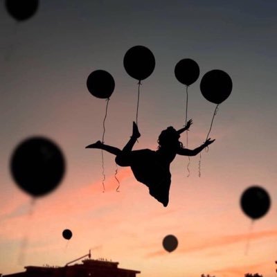 _Vwaa's profile picture. محامي، وأكثر.