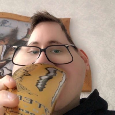 🇸🇪 | 22 | Car Enthusiast | Curseword multilingualist | I stream over on Twitch https://t.co/pIfG0fuLkP