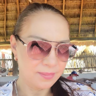Regidora #PuertoMorelos.madre orgullosa , mujer comprometida con México. Senadora LX y LXI Legislatura