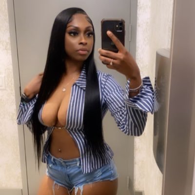 elyreginae Profile Picture