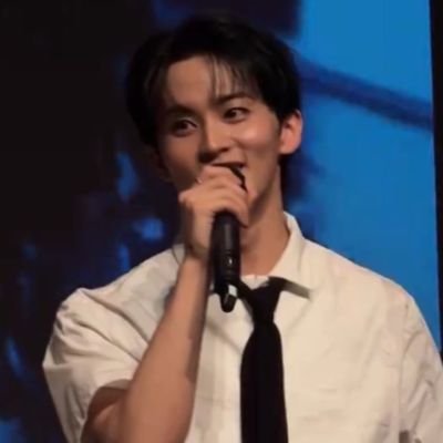 𝙇-𝙩𝙚𝙪𝙢𝙚𝙯𝙚𝙣 || isinya random⚠️
#parkchanyeol || #marklee || #watanabeharuto