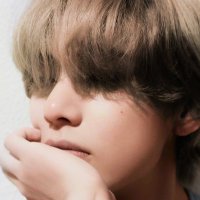 loꪜe-shaped tae ✿ (@philtaetos) 's Twitter Profile