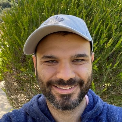 sinasojoodi's profile picture. 8090 Co-founder