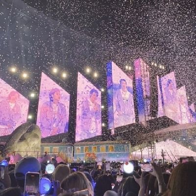 Just love yourself 💜 🌼
Caz of my euphoria @BTS_twt