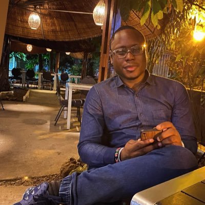 KambanaM's profile picture. économiste, analyste en finances d’entreprise en Banque