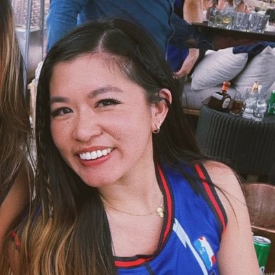 loveJulieann's profile picture. Fighting evil by moonlight 🌙, eating food by daylight ✨