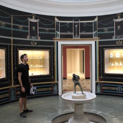 joancodinacisa's profile picture. Vis et Honor