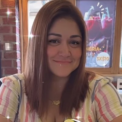 NuriaHinds's profile picture. Enamorada de mis hijos, mi nieta y mi familia, hija de una guerrera y ejemplar madre y hermana de un milagro de Dios. Más bendecida jamás! 01/27/24 🕊️🙏🏼