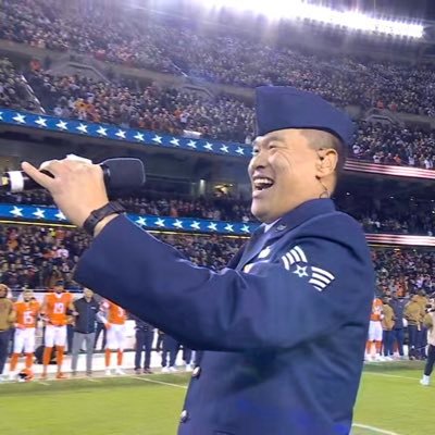 Daily hope for America’s future 🇺🇸 | Founder of America 2.0 | 🎤NFL Guest Artist MNF🏈 | Fortune 500 clients | Ft. on CBS/NBC/ESPN/BBC/WaPo/Forbes