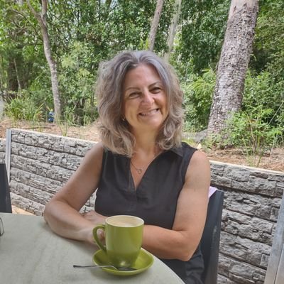 Ceedeejay27's profile picture. working mum likes a giggle with good friends