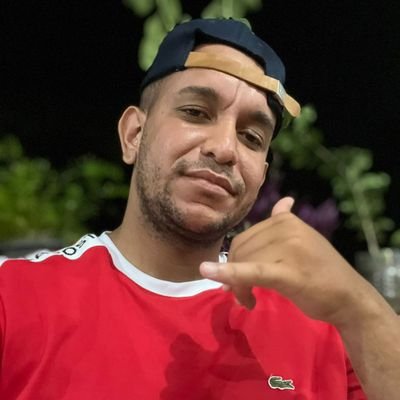 Não tenta a sorte, que o azar é certo! / @Botafogo @realmadrid /
Educação Física ❤💪
Papai do eterno Benício 🖤