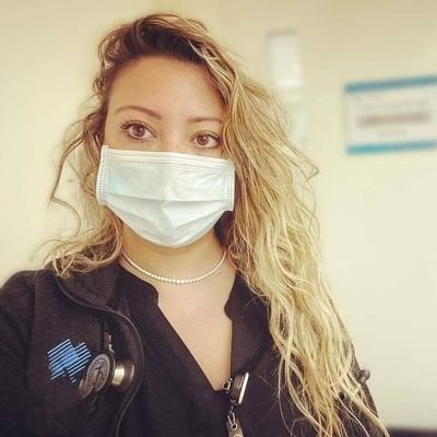 just an ordinary doctor 👩🏼⚕️👩🏼⚕️👩🏼⚕️👩🏼⚕️
Committed to building strong patient-doctor relationships based on trust and open communication