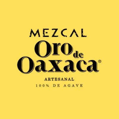 Mezcal Artesanal de Agave Espadín. Tradición de más de 70 años. #OroDeOaxaca #ElTiempoEsOro