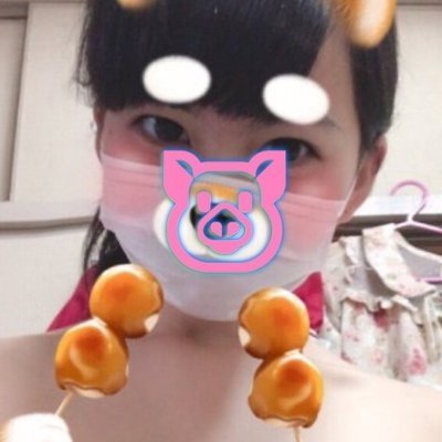 アパレル店員/ファッション好き。すぐにオナはじめちゃう。あそびたいな♡めっせはフォロワーさんだけ♡♡