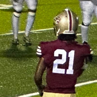 Cross Creek High school C/O ‘25| 3.7 GPA| RB,DB 5’10 155lbs| HC: @CoachEzzardHorn