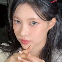 ૮ • ﻌ - ა (@nohyoonah) 's Twitter Profile