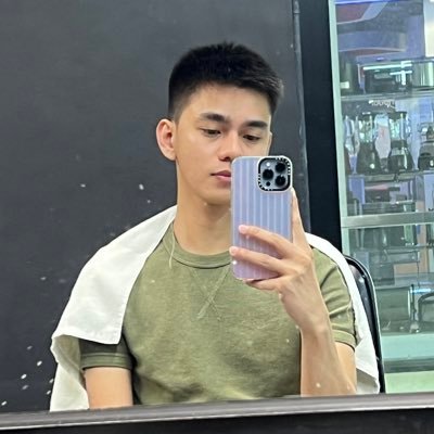 kingcristian30's profile picture. 