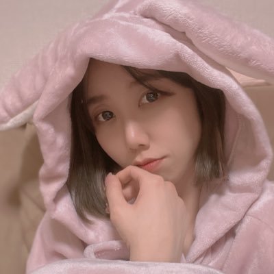 上杉謙信をこよなく愛する筋肉系山女優YouTuber目指して頑張ってます。 blog: https://t.co/pI8c09J2N3 ⚠️画像の無断転載はやめて下さい。