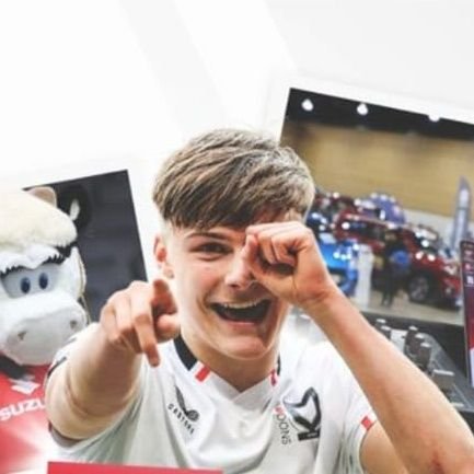@mkdonsfc | Kuwaiti Oil Money Beneficiary 🇰🇼🛢💰 | Campaigning for @Callum_Hendry to unblock me