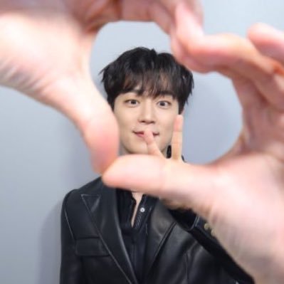 lightcitys's profile picture. #하이라이트 💫