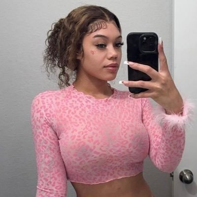 Hit me up for legit meets and buying of contents too 😋