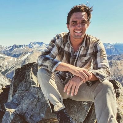 Vivir es viajar.
Un poquito de todo... Filosofía, topografías, historia, arte, política, religión de Argentina for export. 🇦🇷