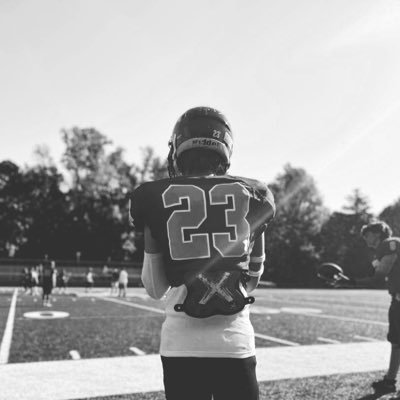Indian Hills High School | CO: 27’ | WR DB | 5’7 145 Pounds | 40 Time: 4.87