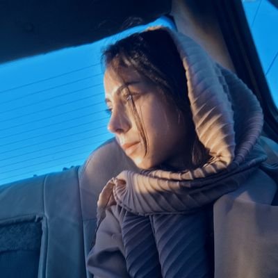 miss_r98's profile picture. 