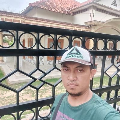 kenceng49's profile picture. 