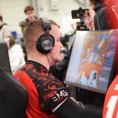 RyZzR6s Profile Picture