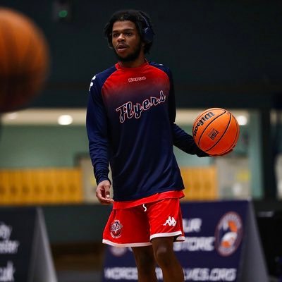 6’0 PG 04 Born @BristolFlyers ll