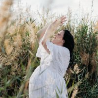 Mrs Burgirl (@heeelize) 's Twitter Profile