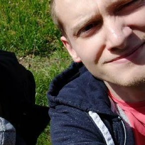 Curious / Enthusiast Software Engineer #NodeJS #ReactJS #ReasonML... and any other technology that looks good