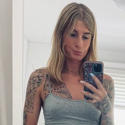 🇺🇸 🇨🇦content creator with tattoos 🏳️🌈🏳️🌈. trade and selling of content rated 🔞🔞