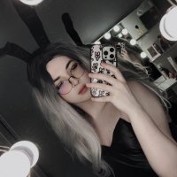 LUCY🐰(@lucyqrow) 's Twitter Profile Photo