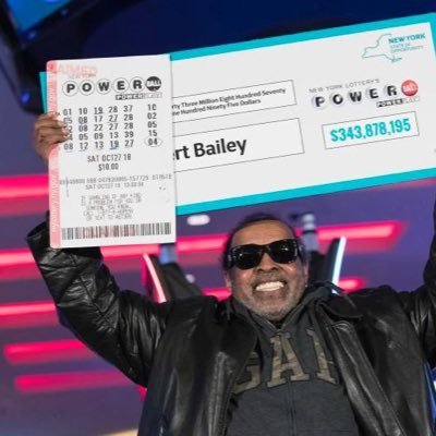 Winner of the latest Powerball jackpot of $343 million. Giving back to the society what it gave to me by helping people with debts and loans #payitforward 🇺🇸