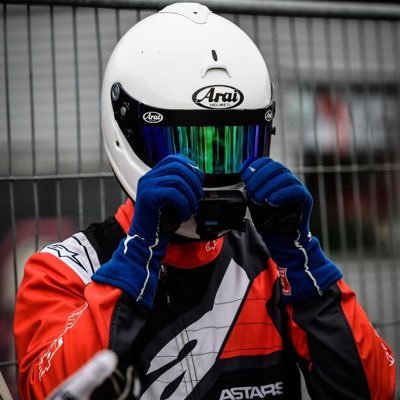 Driver for @r8gesports // 19 🇳🇱🇵🇱 // GTWS 2023 Nations Cup // Olympic Esport Finalist 2023