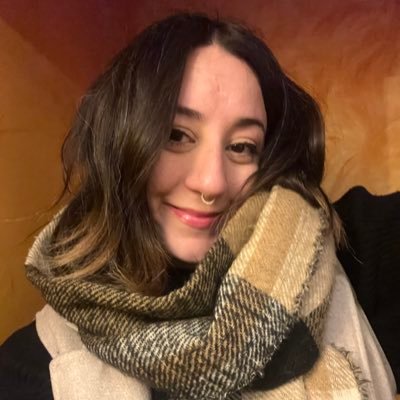 Siempre estoy cantando la Marcha de San Lorenzo. Ella/La. 🇦🇷