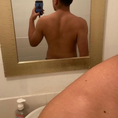 garci75074's profile picture. 22años 
guatemala
fraijanes