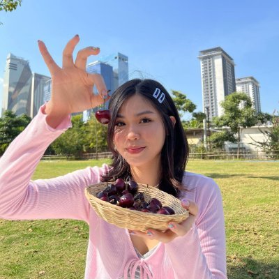 Leticia27782438's profile picture. A vida é curta, faça o que te faz feliz.