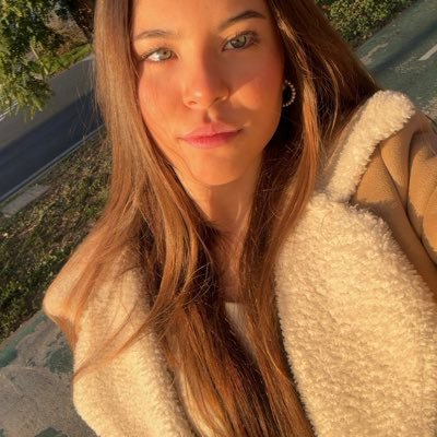 andreaameendez_'s profile picture. 