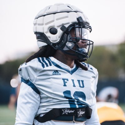 JUCO PRODUCT COMPETITOR! 4.4 WR @fiufootball