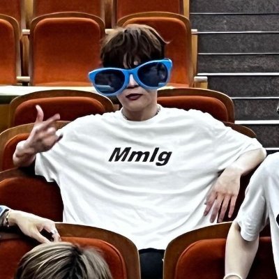 Mou97810859360's profile picture. Random, out of the BMKG, Chill? Sodiek👍👾👽🗿✨💪, (bs)