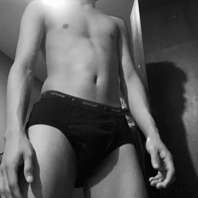 23 | Twink | V| Angeles | Near AUF | DM